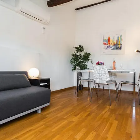 Le Centrale - Old Town 니스